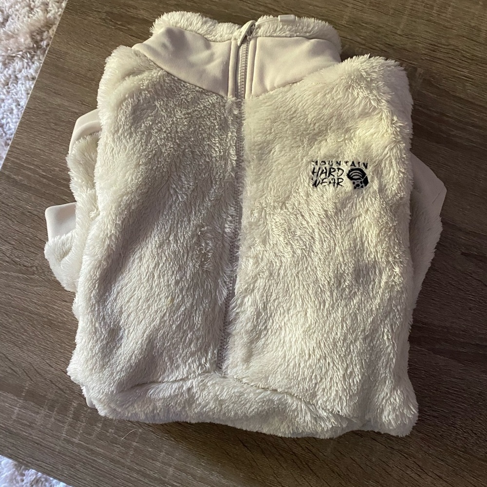 Mountain hardwear fleece